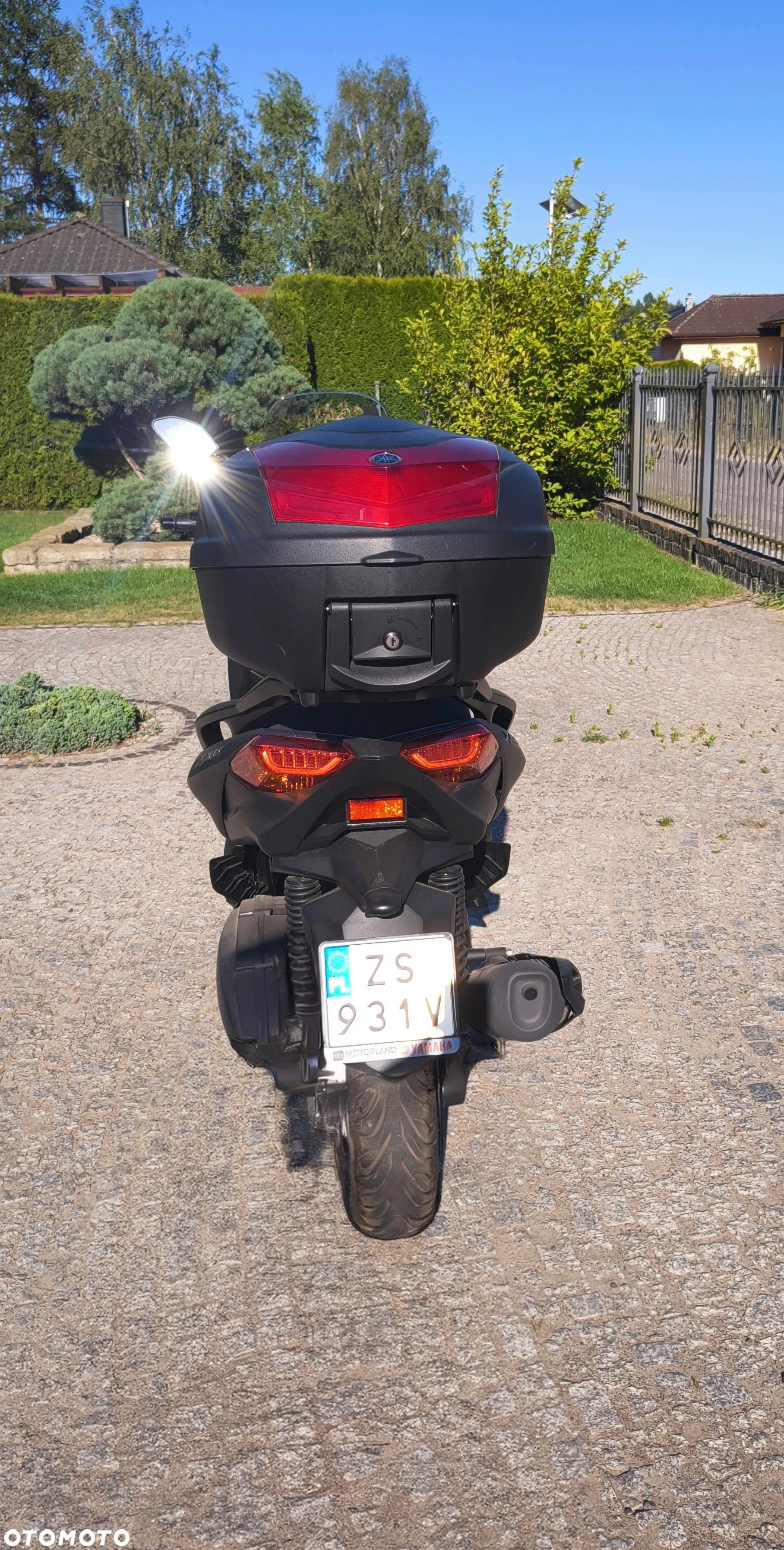 Yamaha X-max - 9