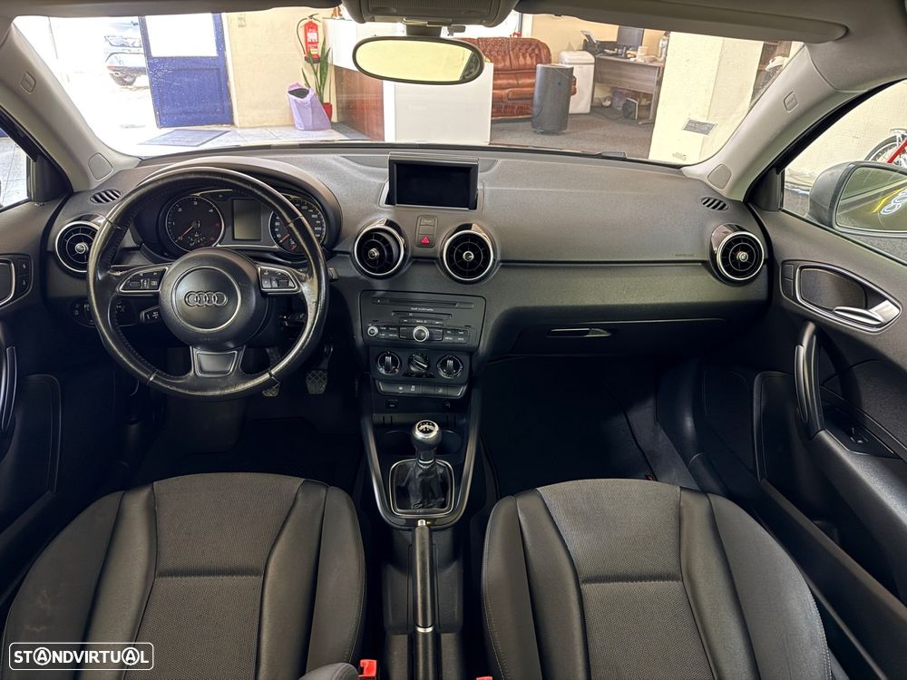 Audi A1 1.6 TDI S-line - 31