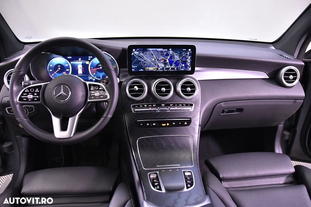 Mercedes-Benz GLC - 9