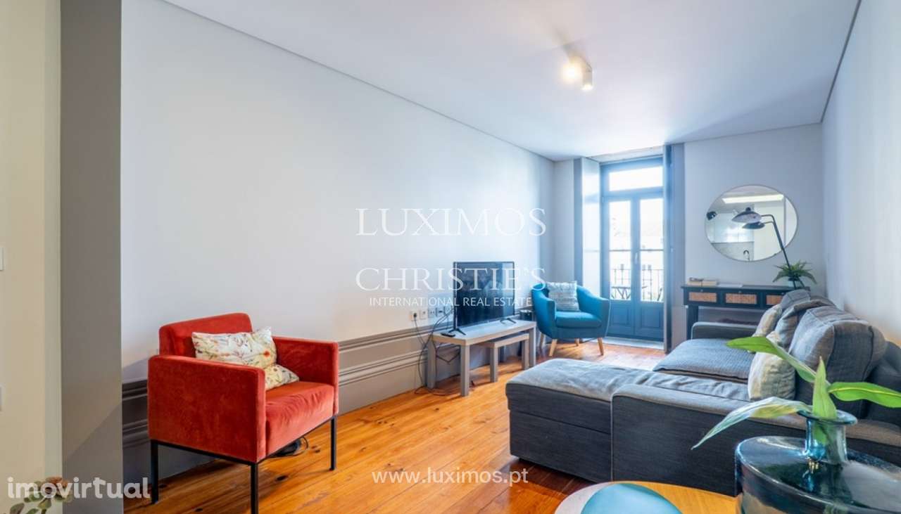 Apartamento T2 com varandas em Alojamento Local à venda centro do Por - Grande imagem: 4/23