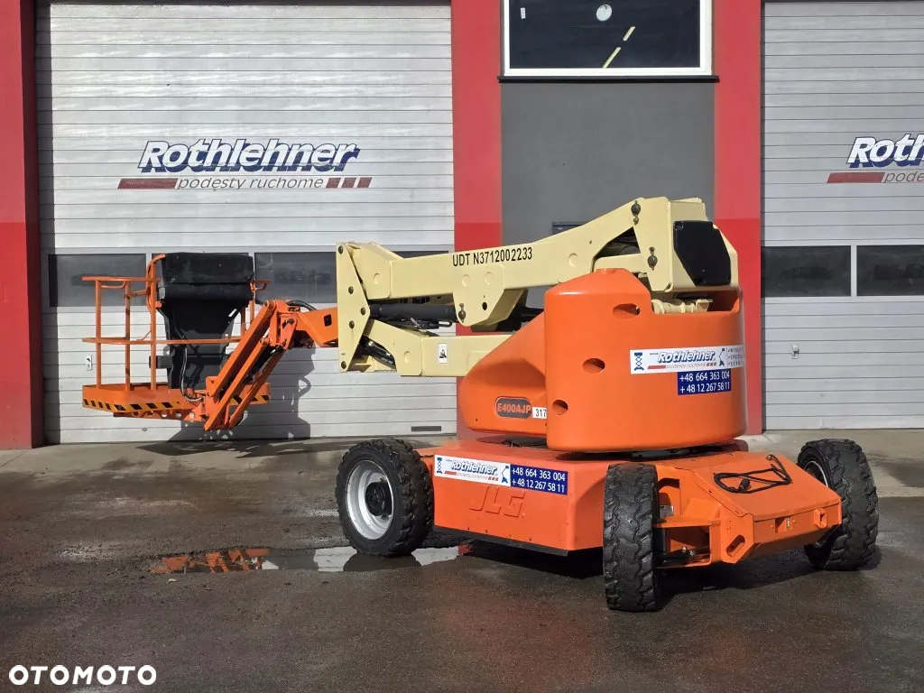 JLG - 7