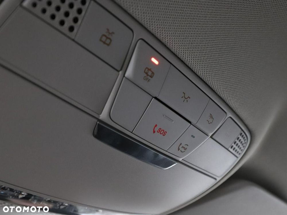 Mercedes-Benz Klasa C 200 9G-TRONIC Avantgarde - 38