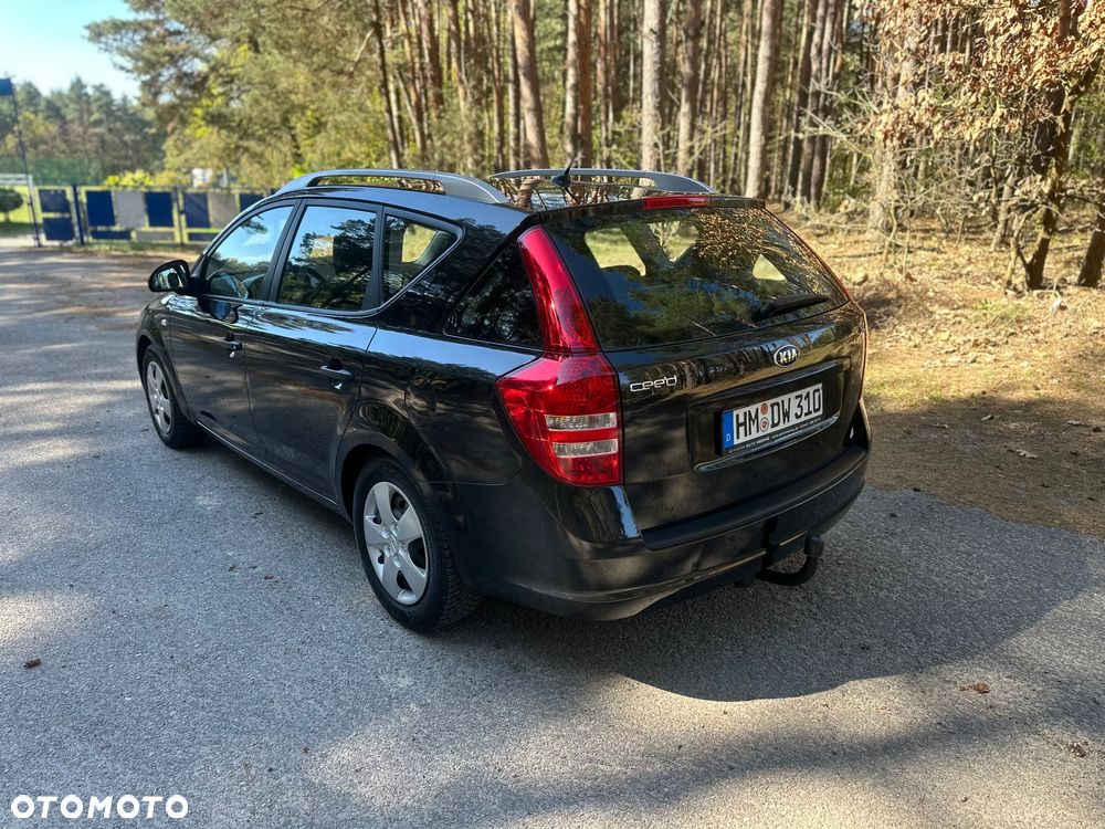 Kia Ceed 1.4 CVVT LX - 26