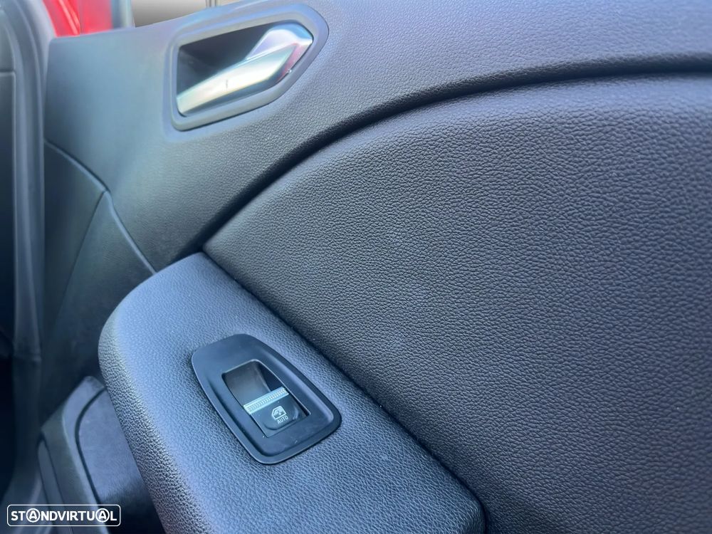 Renault Clio 1.0 TCe Exclusive - 11