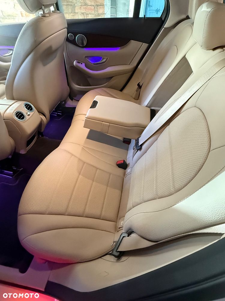 Mercedes-Benz GLC 220 d 4-Matic - 9