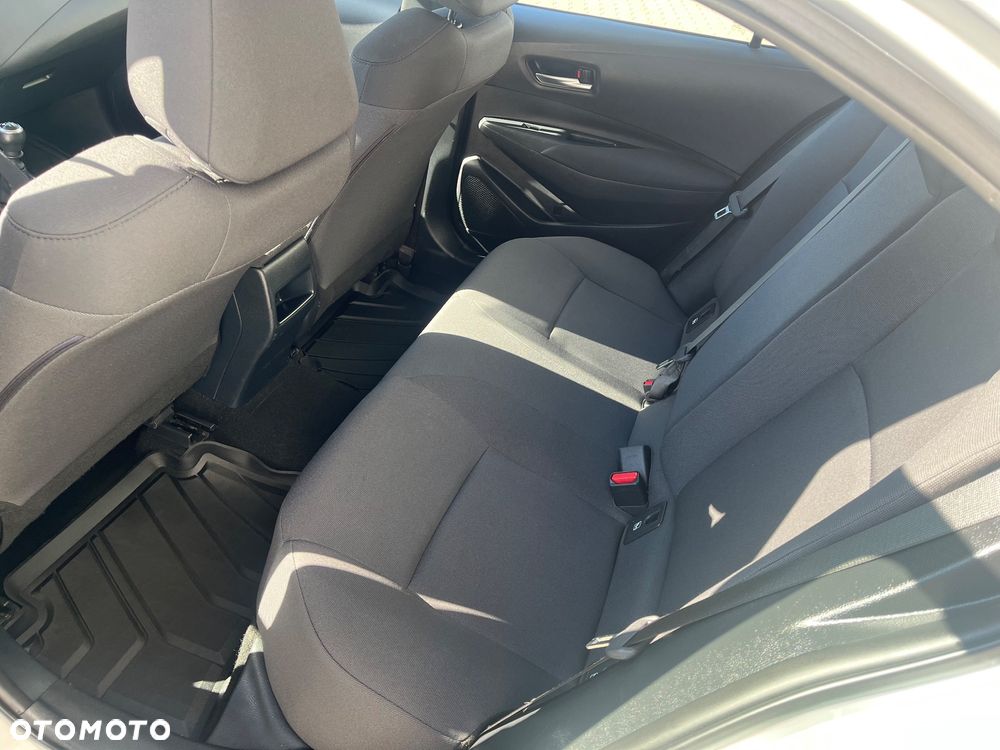 Toyota Corolla 1.5 Active - 12