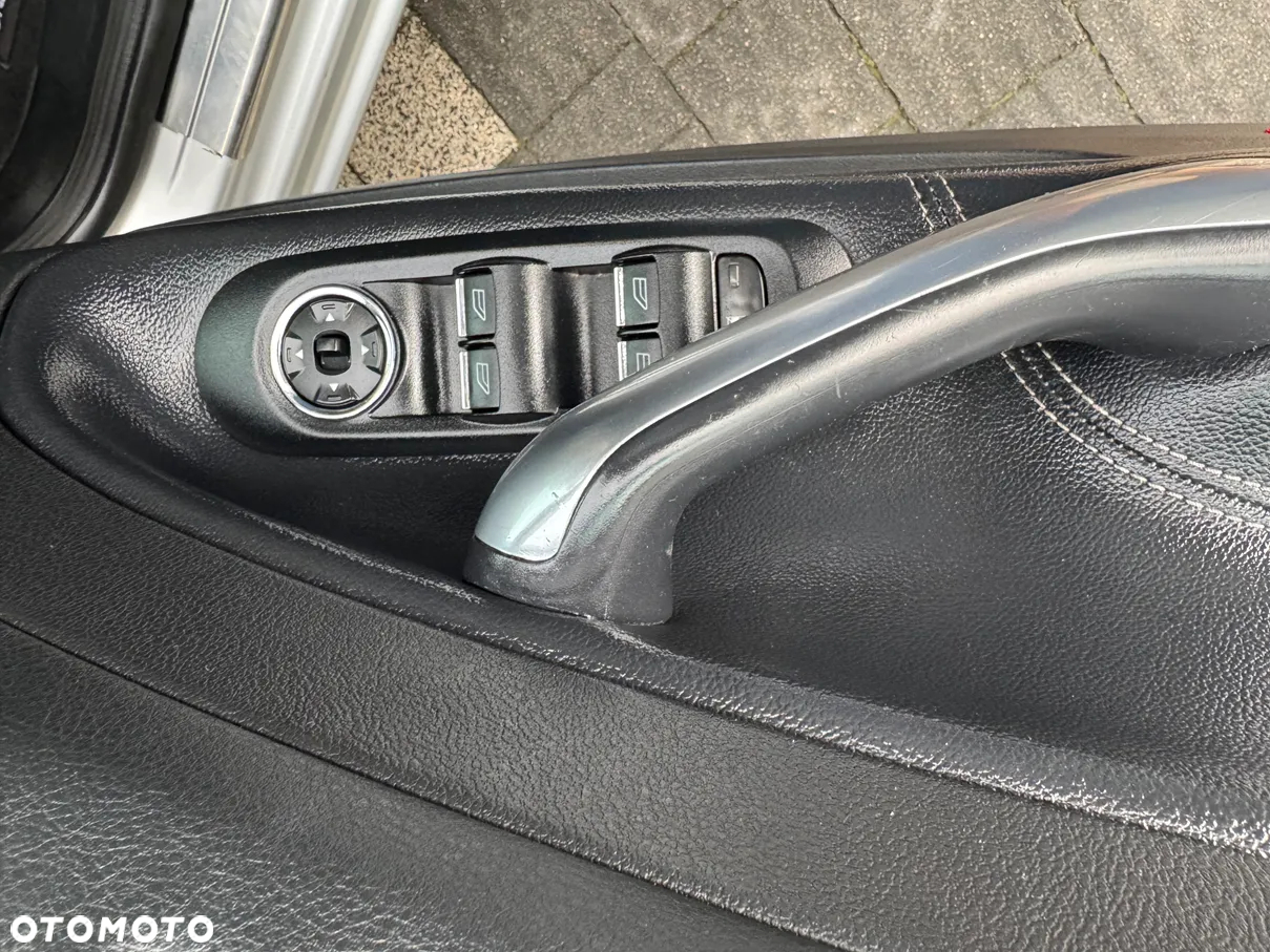 Ford Mondeo - 40