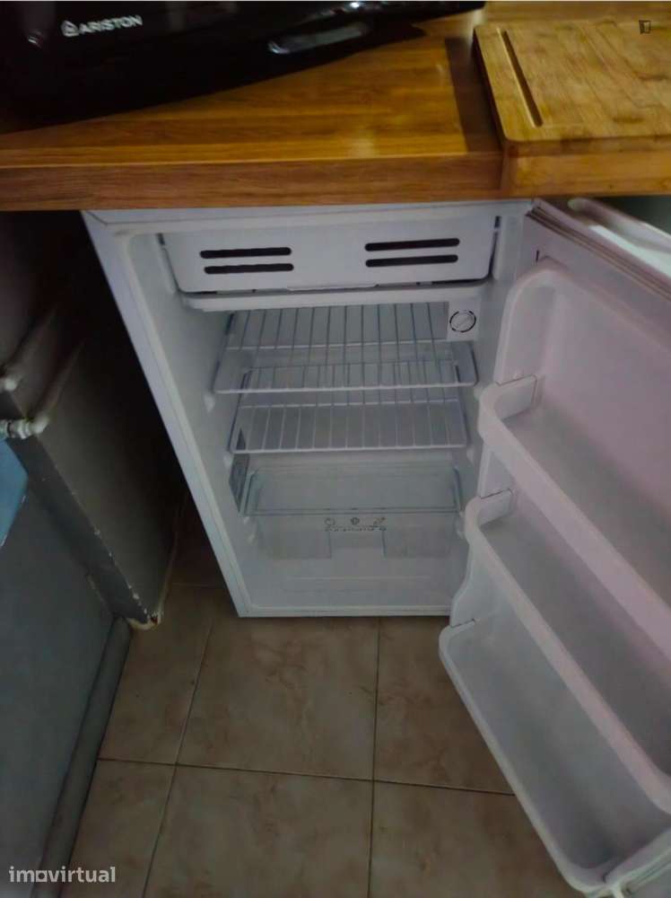 Apartamento com 1 quartos - localizado em Lisbon - Grande imagem: 5/9