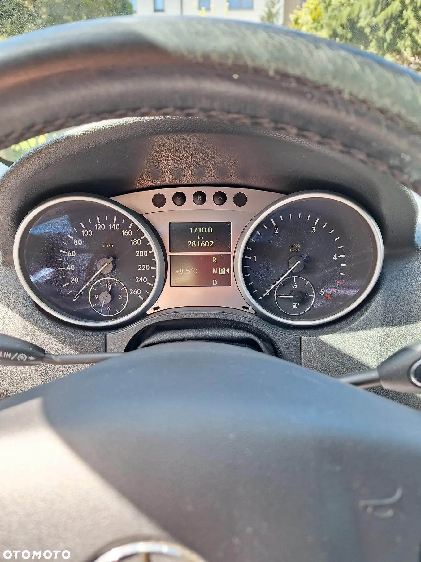 Mercedes-Benz ML 300 CDI BlueEff 4-Matic - 24