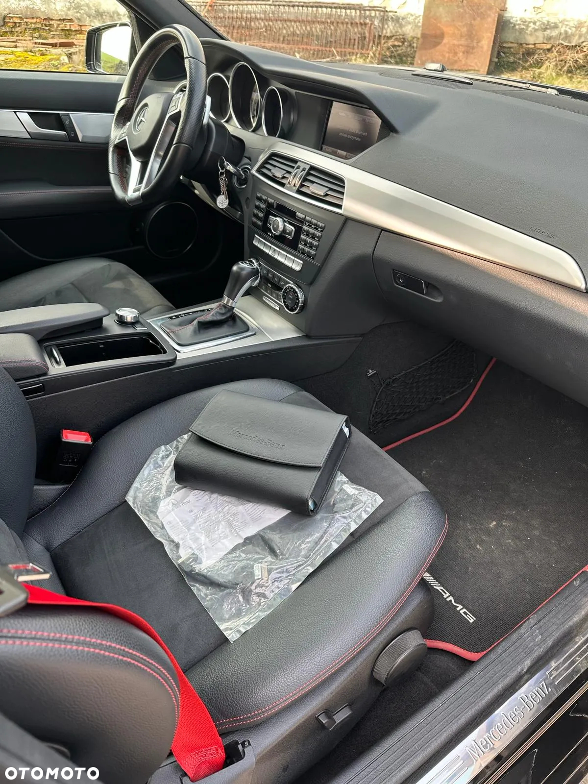 Mercedes-Benz Klasa C 350 T CDI DPF (BlueEFFICIENCY) 7G-TRONIC Avantgarde - 17