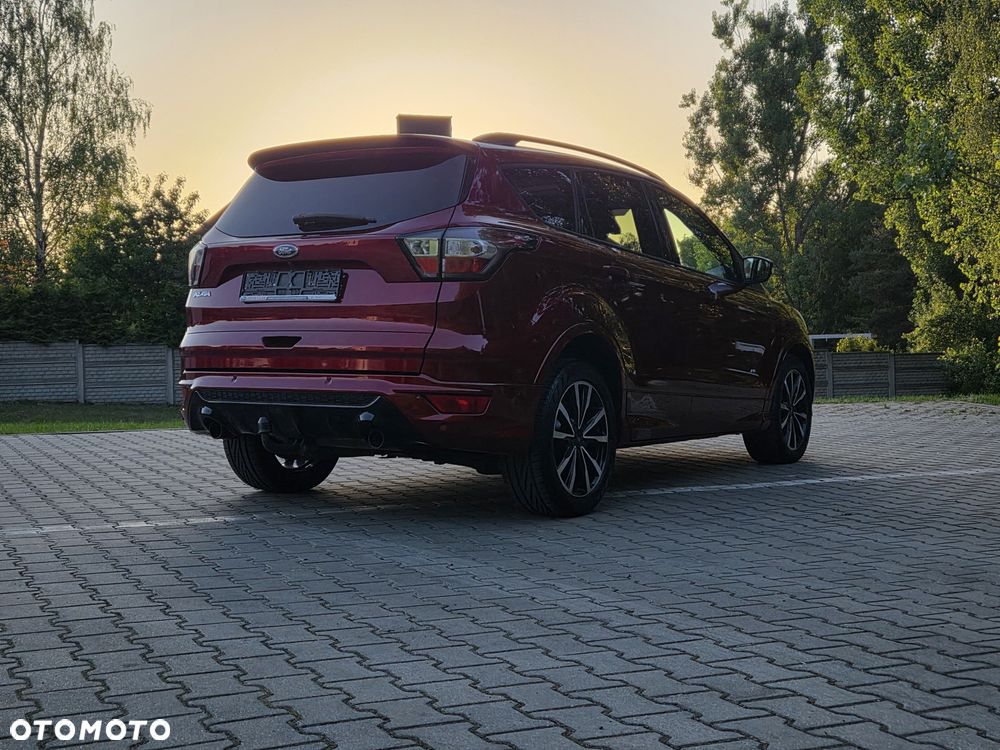 Ford Kuga 2.0 TDCi AWD ST-Line - 19