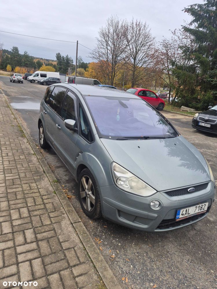 Ford S-Max - 4
