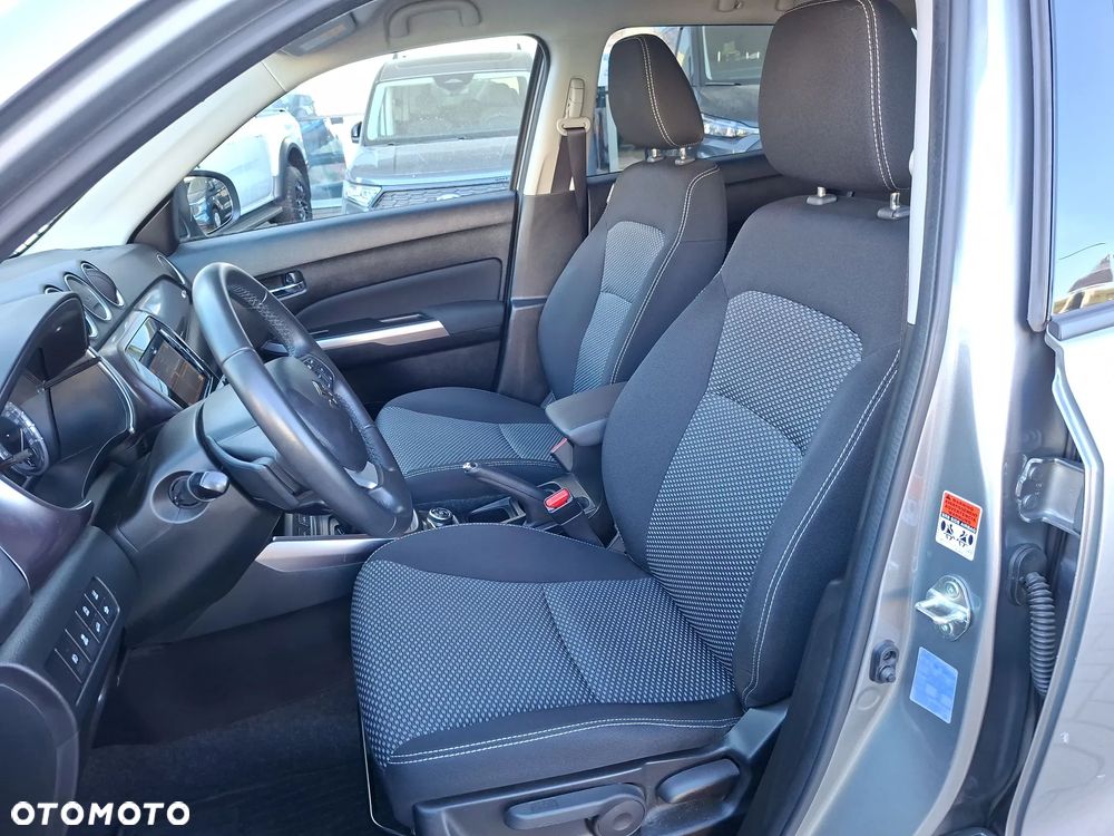Suzuki Vitara 1.4 Boosterjet SHVS Premium 4WD - 18