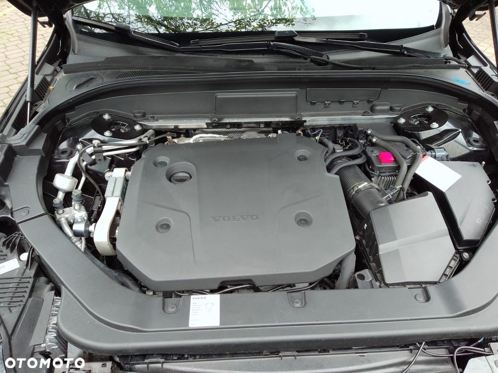 Volvo XC 60 B4 D AWD Geartronic Momentum - 6