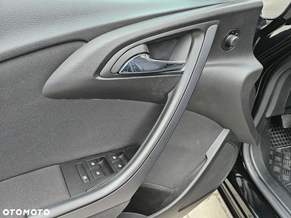 Opel Astra 1.4 T EU6 - 31