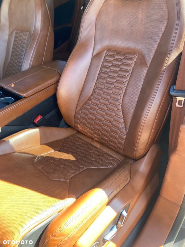 Lamborghini Urus Standard - 16