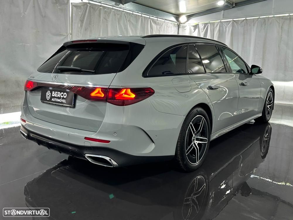 Mercedes-Benz E 300 e Station 9G-TRONIC AMG Line - 4