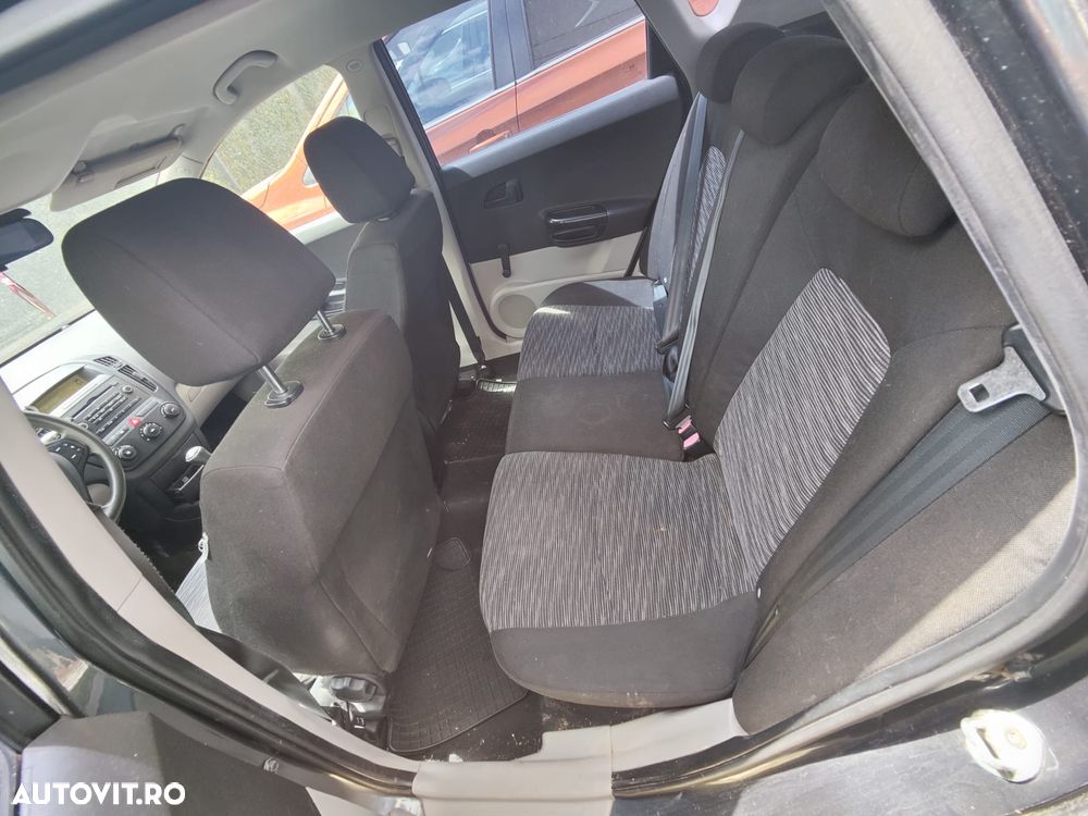 Dezmembrez KIA Ceed gri inchis 1,6 CRDI 16V 2008 66KW D4FB - 8