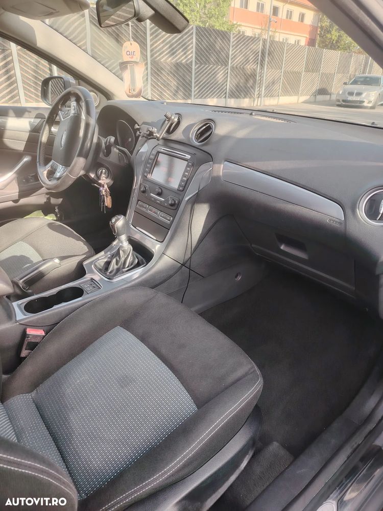 Ford Mondeo 1.6 TDCi ECOnetic Start-Stopp Trend - 11