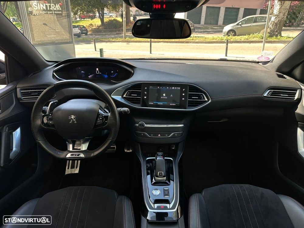 Peugeot 308 1.2 PureTech GT EAT8 - 8