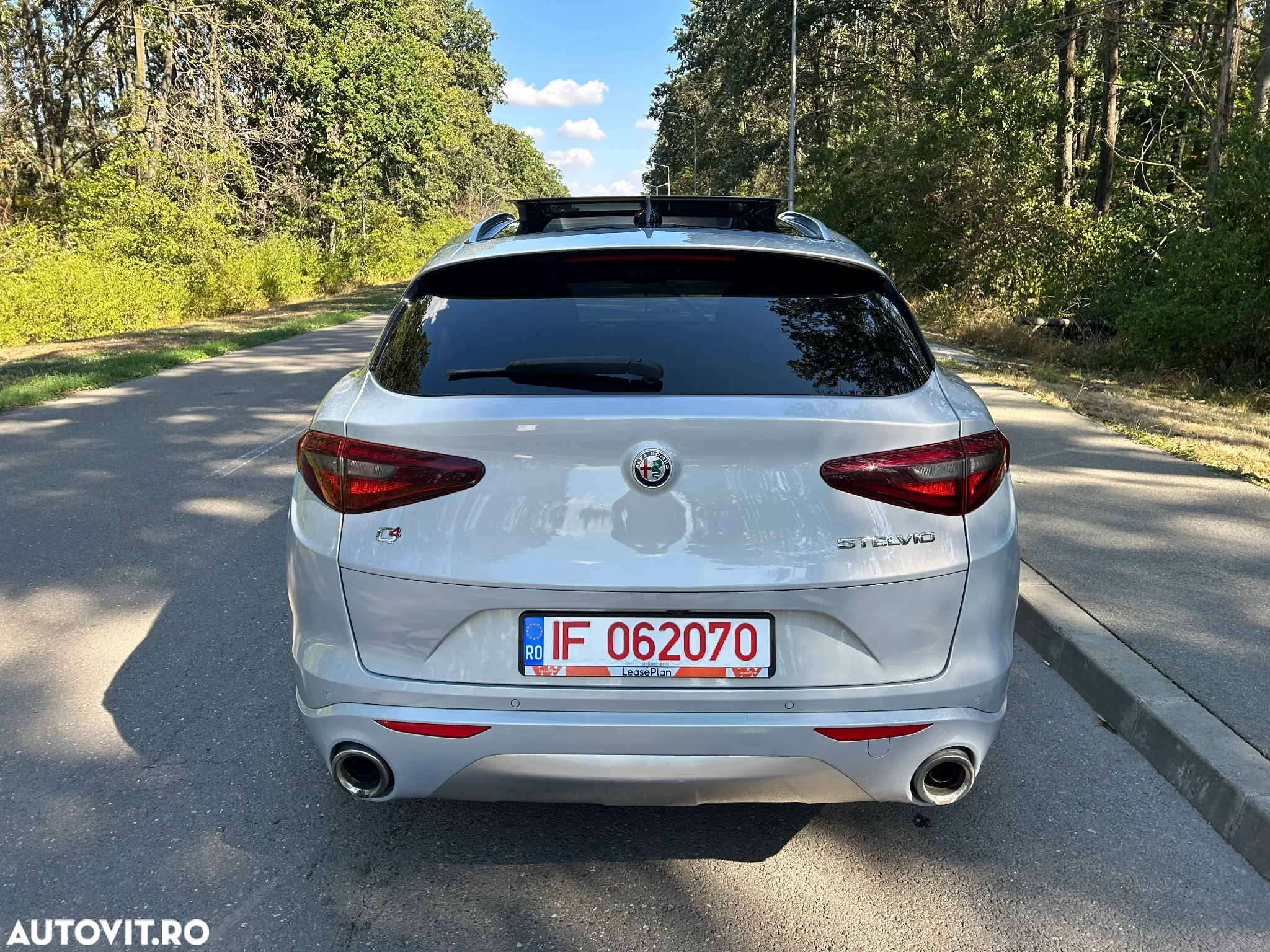 Alfa Romeo Stelvio 2.0 Turbo 16V AT8-Q4 Veloce Ti - 8