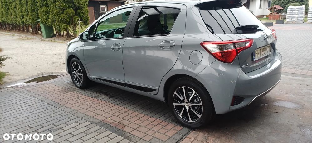 Toyota Yaris 1.5 Premium - 20