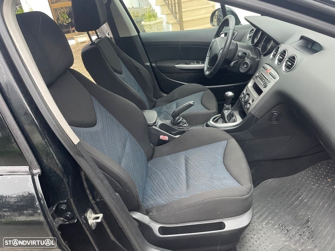 Peugeot 308 1.6 HDi Executive - 22