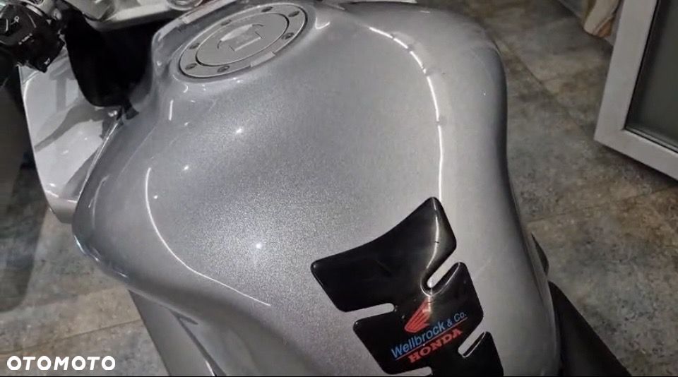 Honda VFR - 5