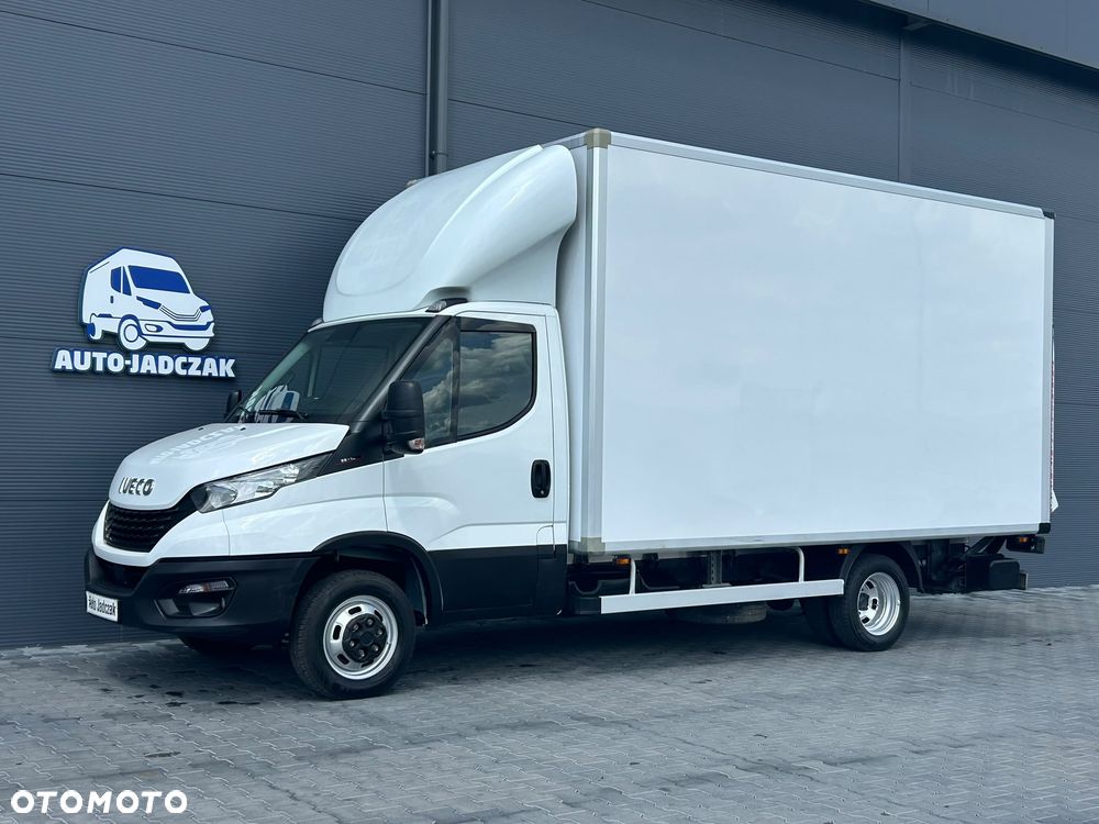 Iveco Daily 35C18 3.0 HPI Kontener 9 palet + winda 1000kg + drzwi boczne **KLIMA**Serwis**Sprowadzony**2020R** - 1