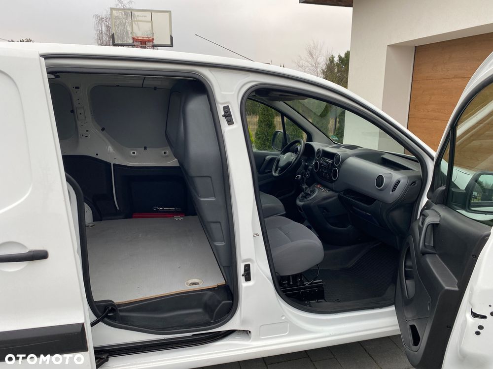 Peugeot PARTNER - 28