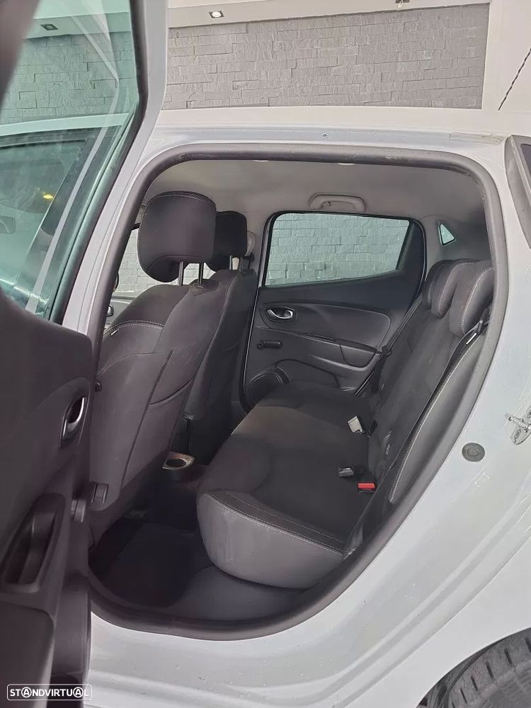 Renault Clio 0.9 TCe Limited - 11