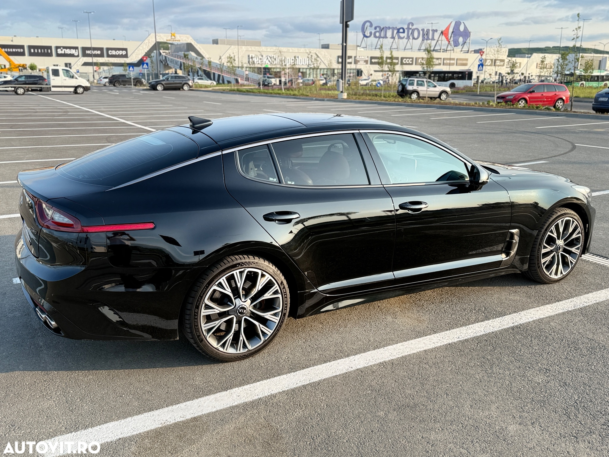 Kia Stinger 2.0 T-GDI OPF GT Line - 3