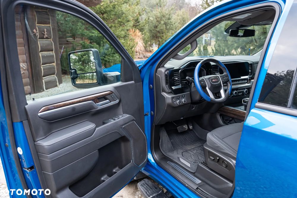 GMC Sierra - 21