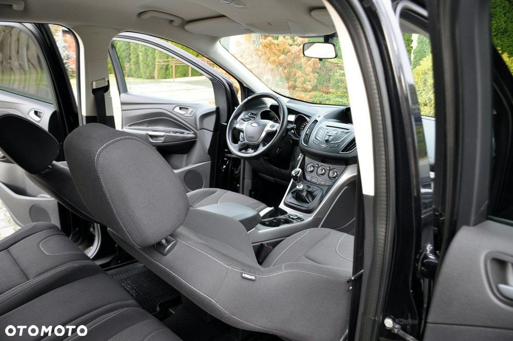Ford Kuga - 23