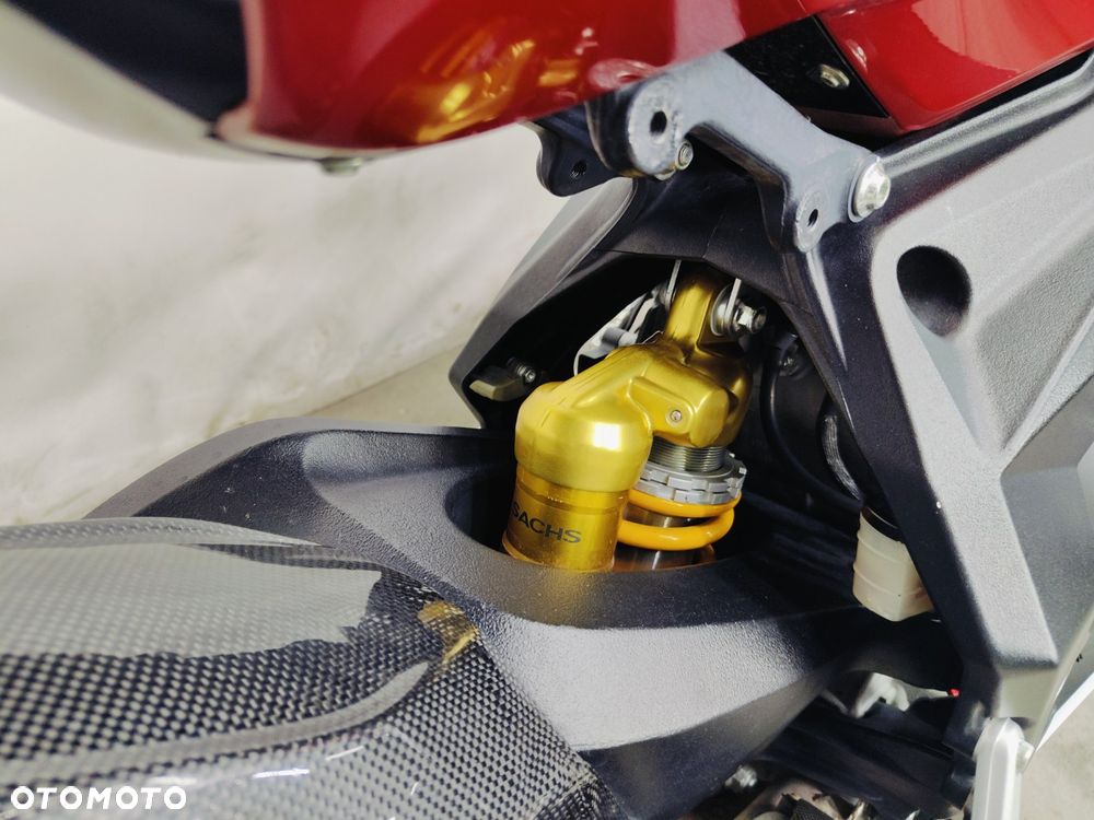 MV AGUSTA F3 - 10