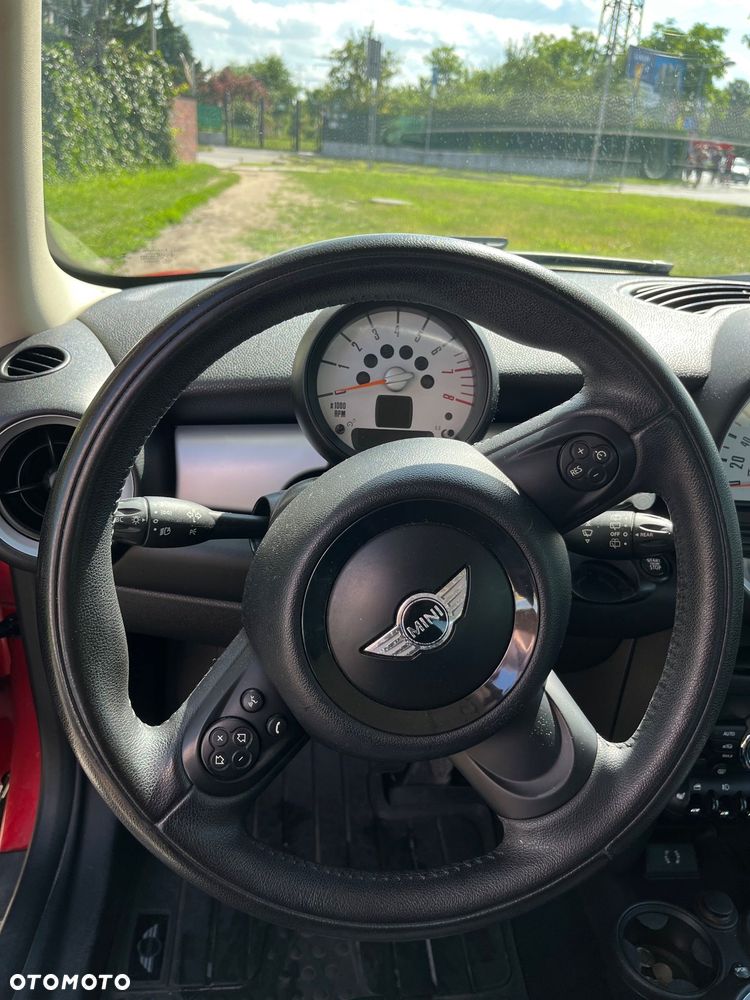 MINI Cooper Standard - 10