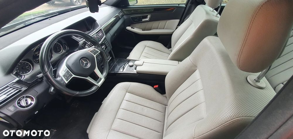 Mercedes-Benz Klasa E - 13