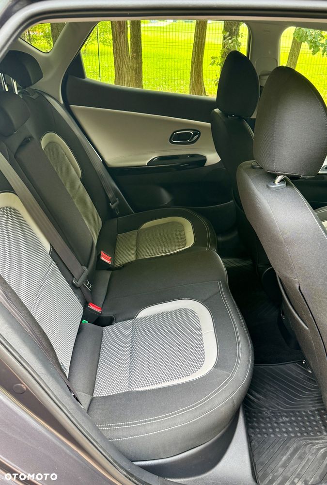 Kia Ceed 1.6 GDI XL - 17