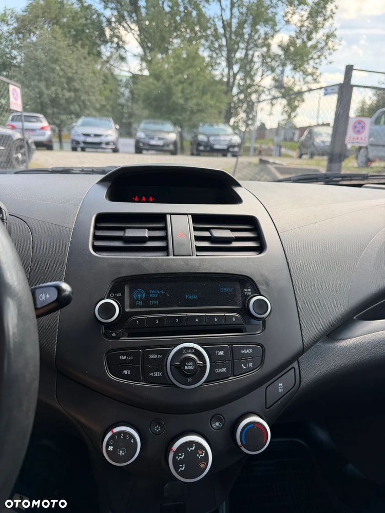 Chevrolet Spark 1.0 LS - 17