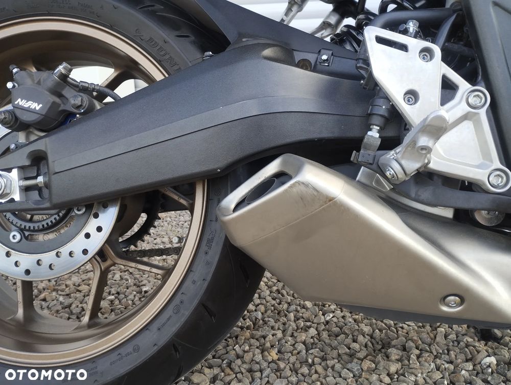 Honda CB - 10