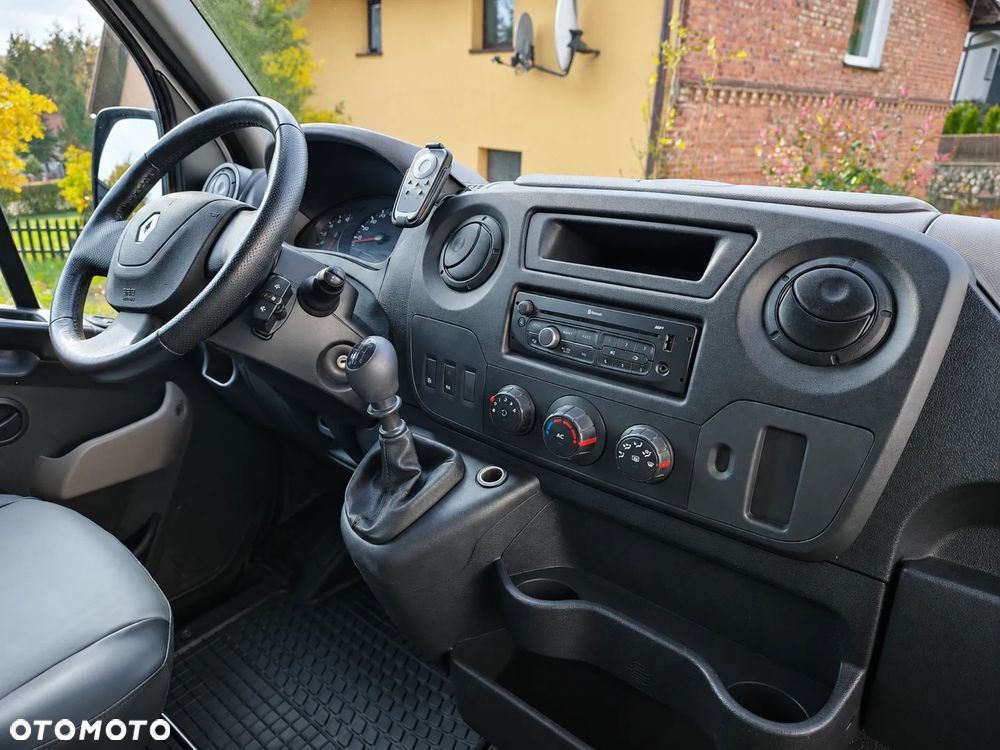 Renault Master - 25