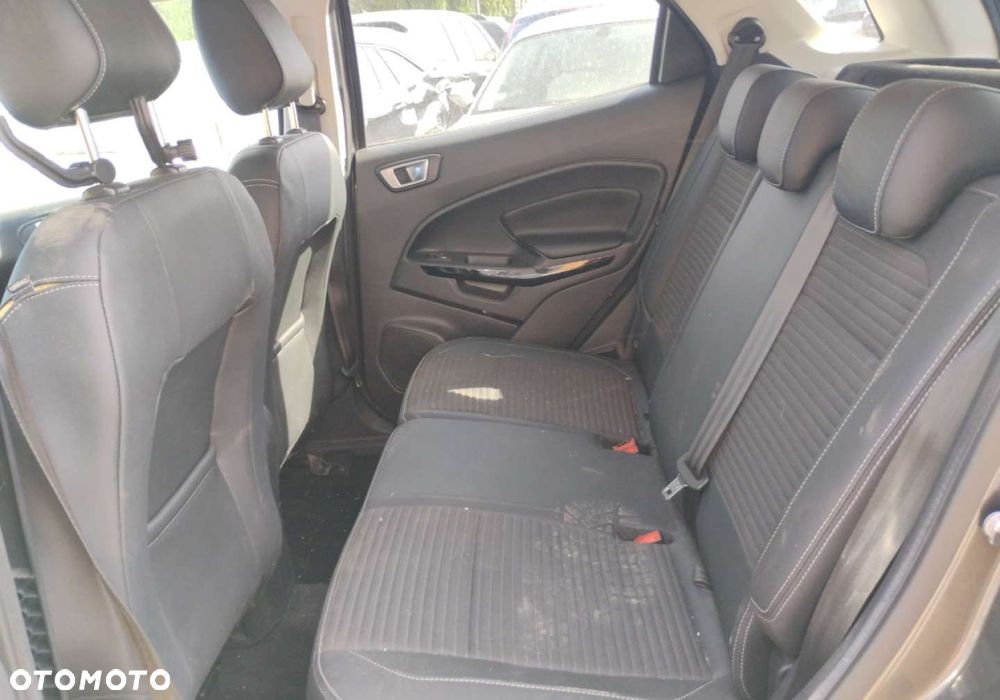 Ford EcoSport - 10