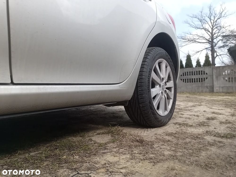 Toyota Auris 1.6 VVT-i Executive - 3
