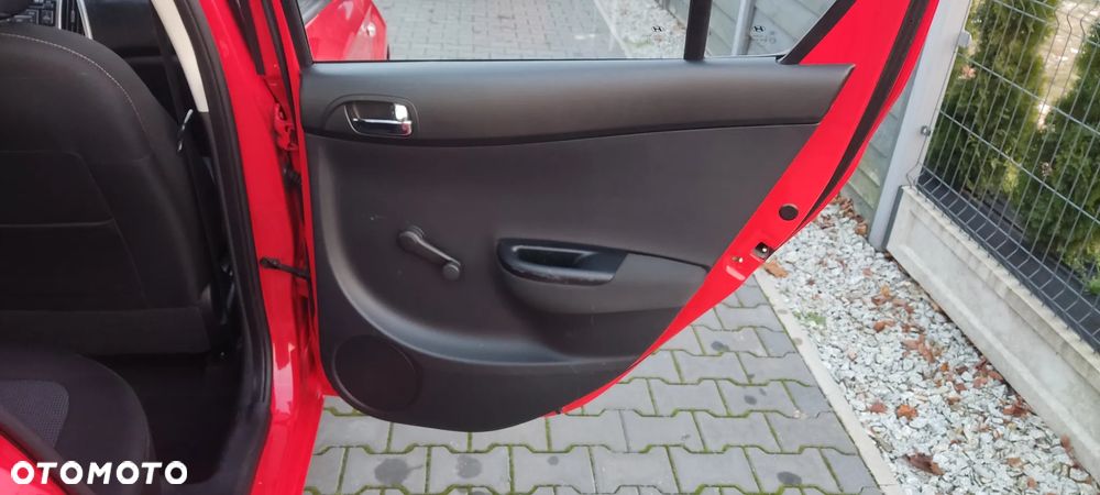 Hyundai i20 1.2 Fifa World Cup Edition - 23