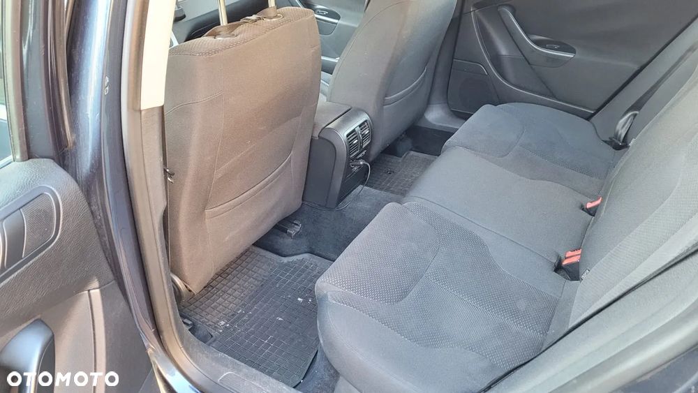 Volkswagen Passat Variant 2.0 TDI Trendline - 12