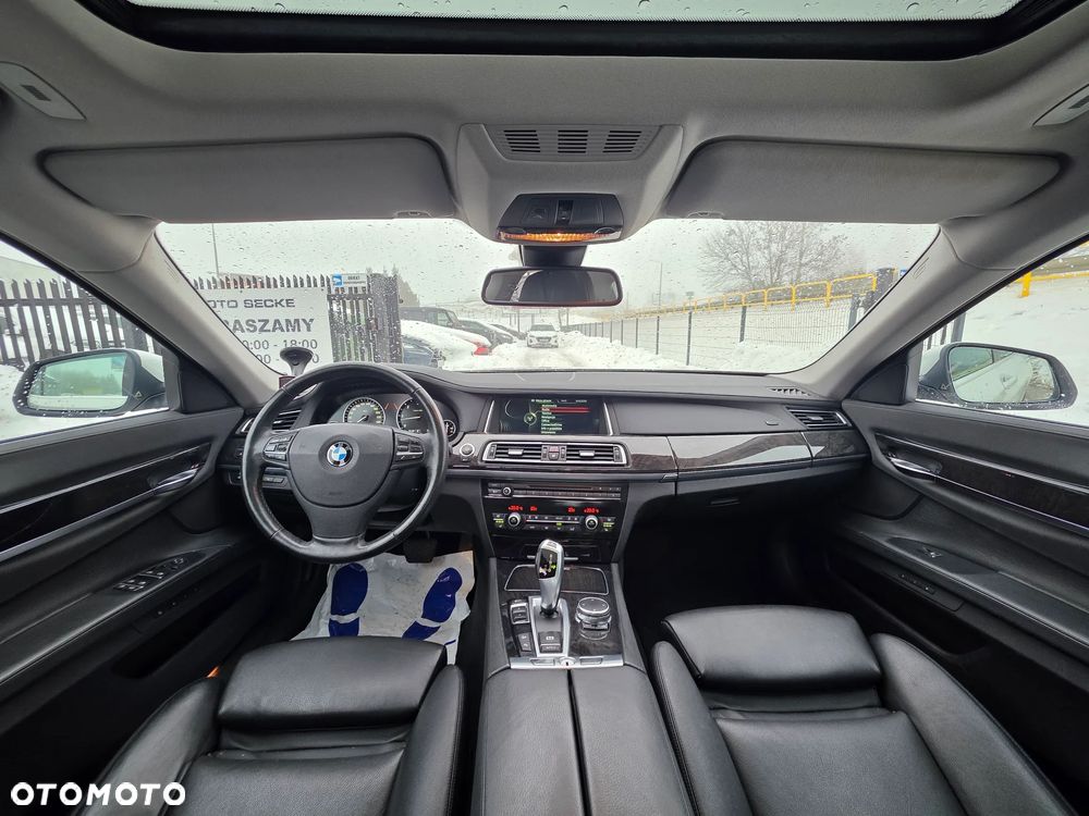 BMW Seria 7 740d xDrive - 10