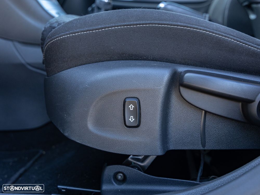 Opel Astra Sports Tourer 1.6 CDTI Dynamic S/S - 23