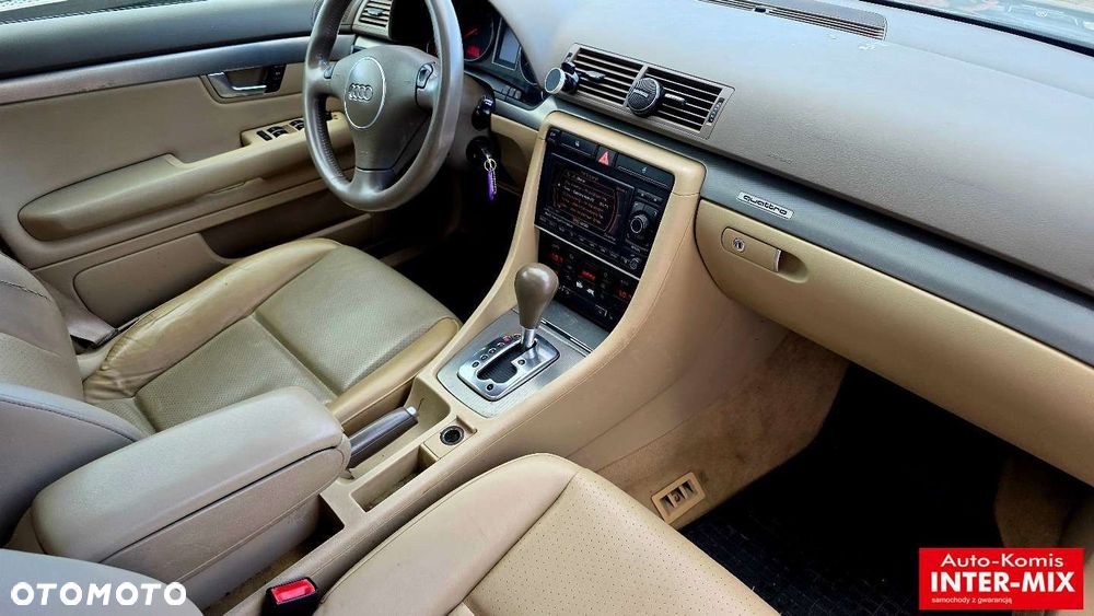 Audi A4 Limousine - 36