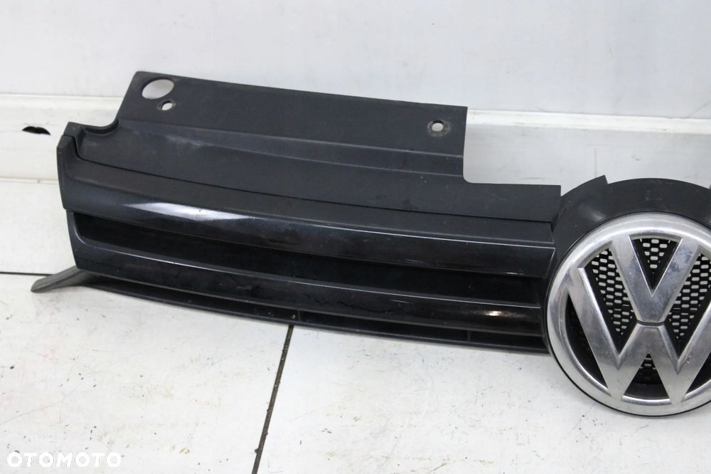 VOLKSWAGEN GOLF VI HB 09R- GRILL ATRAPA CHŁODNICY 5K0.853.653 - 2
