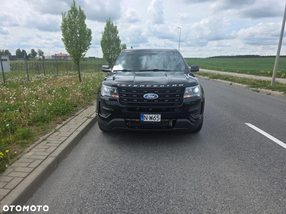 Ford Explorer - 2